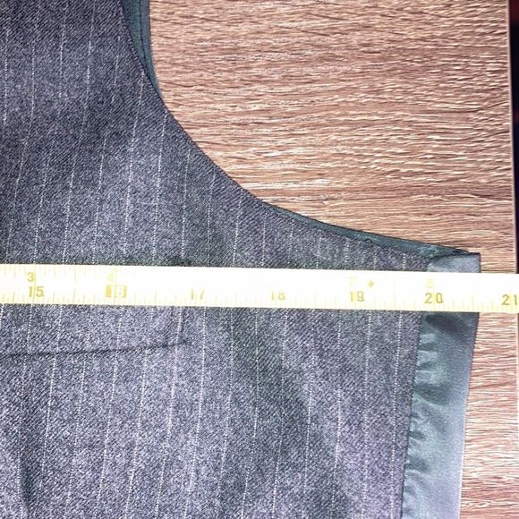 Mens Vintage Brooks Brothers Gray Pinstriped Wool Vest Size 41 R - Picture 4 of 7